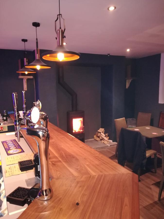 بيت شباب Ty Glyndwr Bunkhouse, Bar And Cafe كارنارفون المظهر الخارجي الصورة